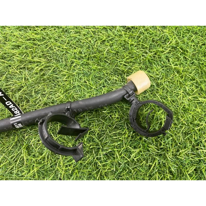 Трубка вентиляции (двигатель и элементы) Jeep Grand Cherokee WK2 2018 3.6 4627482AD