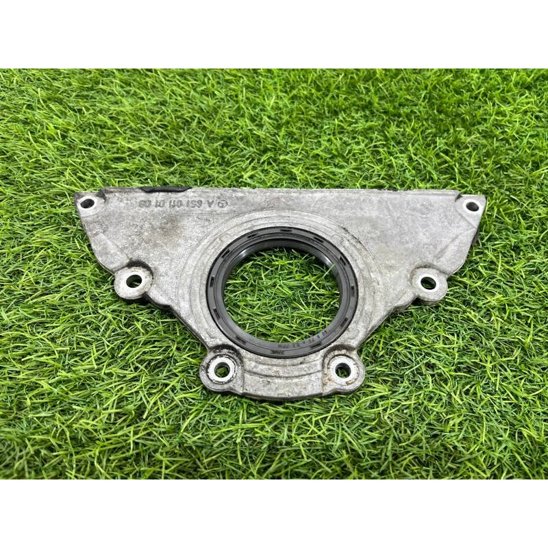 Передняя крышка мотора (двигатель и элементы) Mercedes-Benz E-class w212 2013 2.2 CDI a6510110108