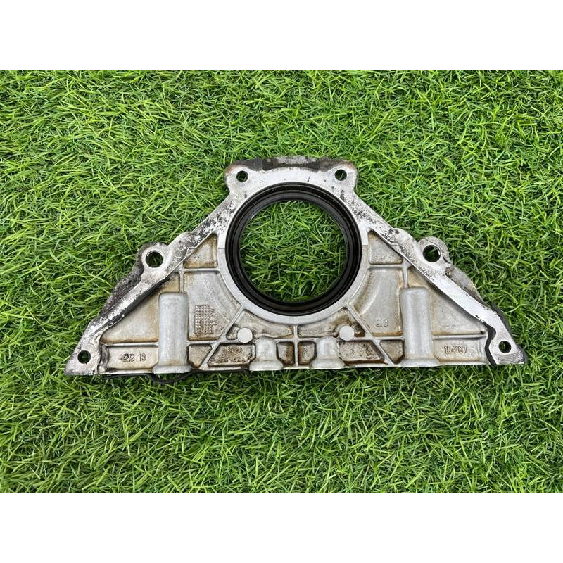 Передняя крышка мотора (двигатель и элементы) Mercedes-Benz E-class w212 2013 2.2 CDI a6510110108