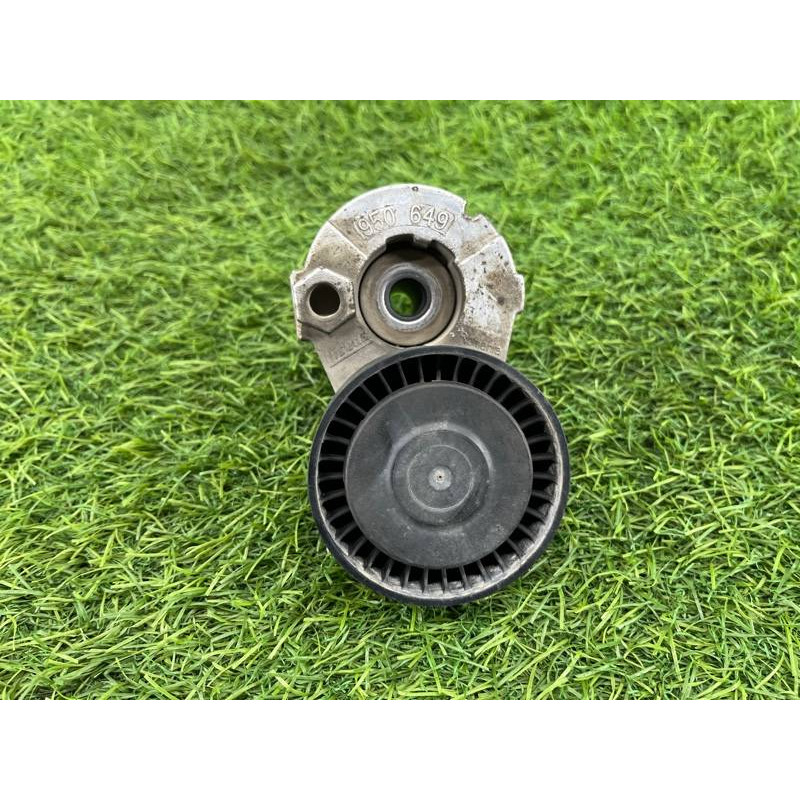 Ролик натяжной (двигатель и элементы) Renault Megane 3 2011 1,5 dCi (K9K837) 117501113R