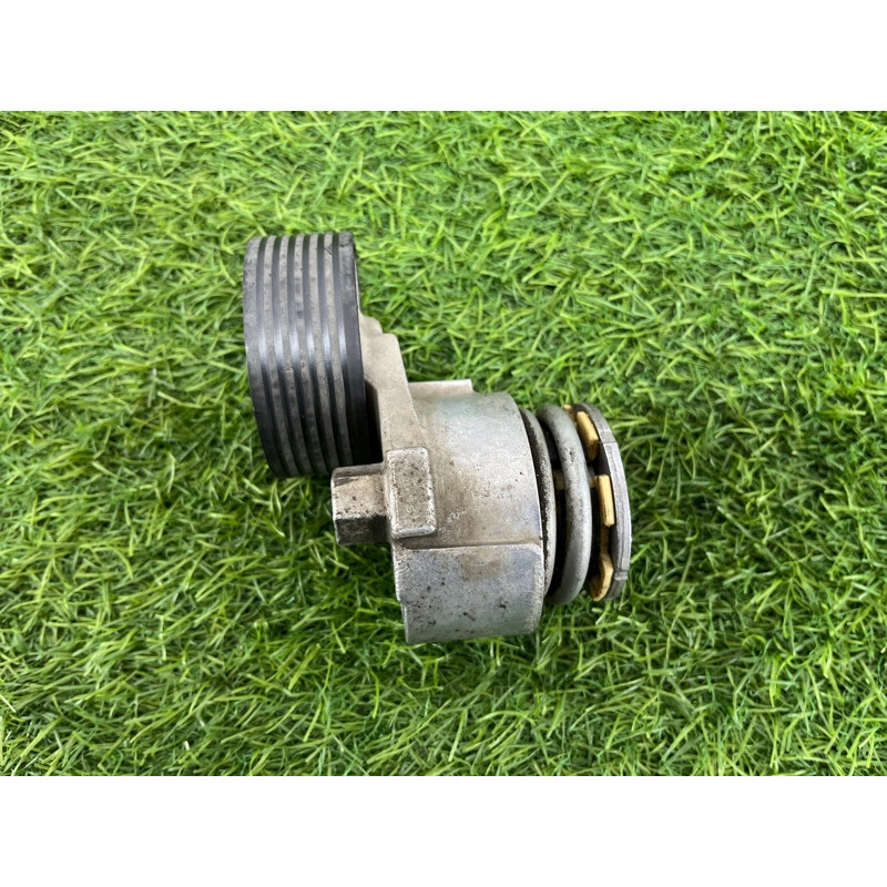 Ролик натяжной (двигатель и элементы) Renault Megane 3 2011 1,5 dCi (K9K837) 117501113R