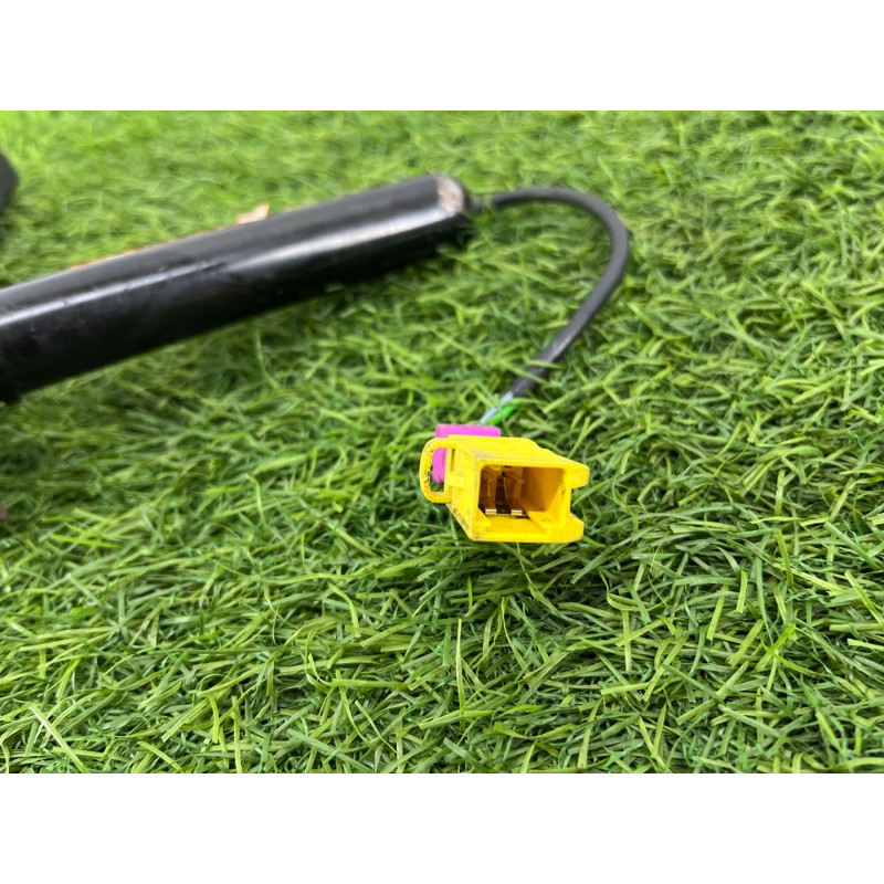 Замок ремня безопасности (airbag/безопасность) Opel Vectra C 2005 2.2 SE 24463290