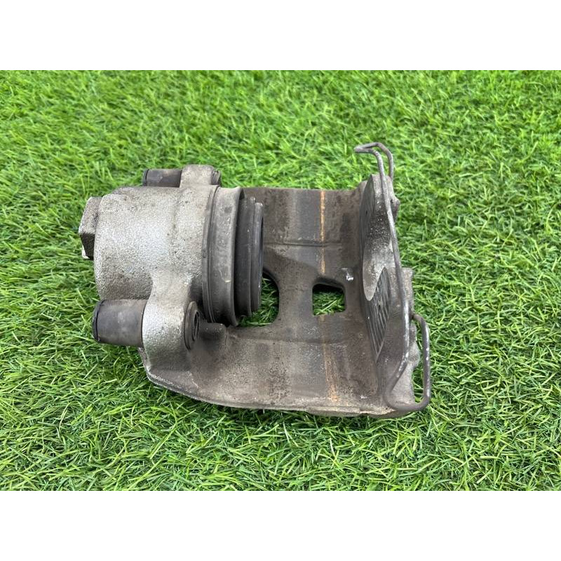 Суппорт тормозной (тормозная система) Volkswagen Passat B7 2014 1.8 5N0615124