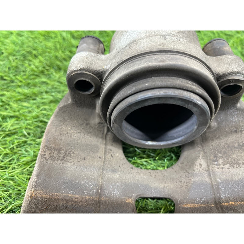 Суппорт тормозной (тормозная система) Volkswagen Passat B7 2014 1.8 5N0615124