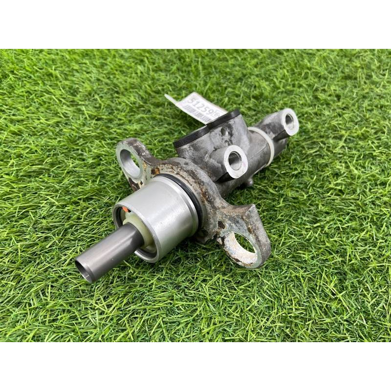 Главный тормозной цилиндр (тормозная система) Opel Vectra C 2004 2.2 558093