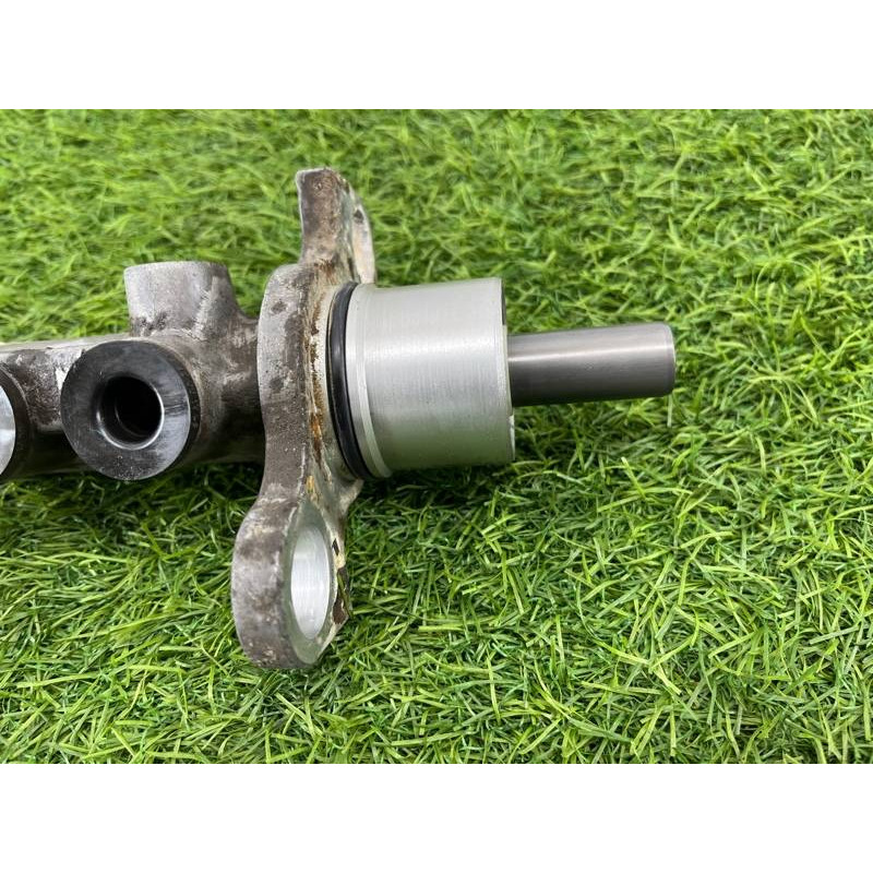 Главный тормозной цилиндр (тормозная система) Opel Vectra C 2004 2.2 558093