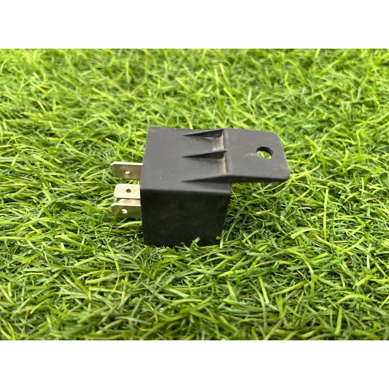 Реле (электрика) Opel Vectra C 2004 2.2 SE