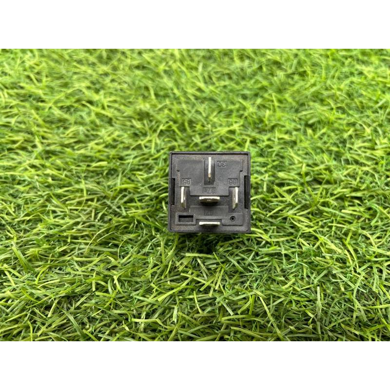 Реле (электрика) Opel Vectra C 2004 2.2 SE