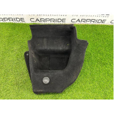 Обшивка багажника