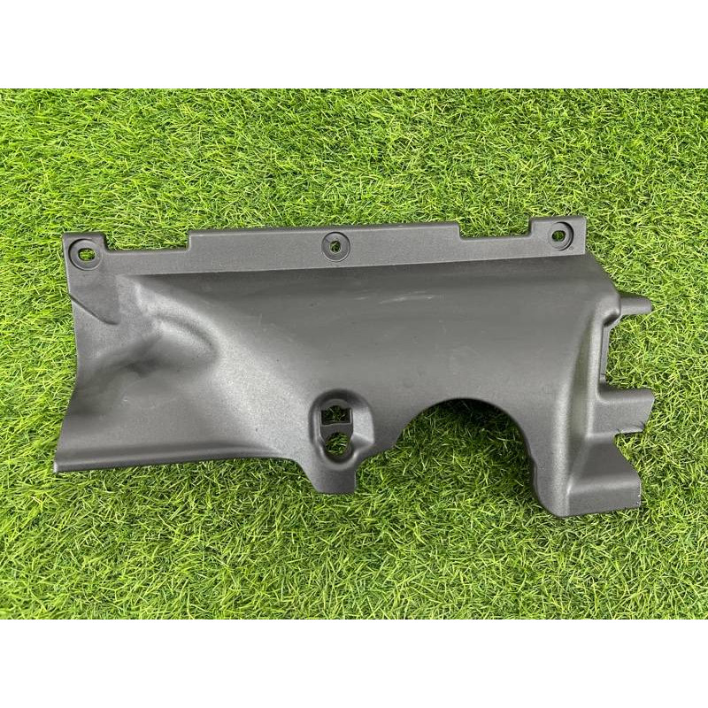 Накладка торпедо нижня (салон) Subaru Forester SJ 66066SG010