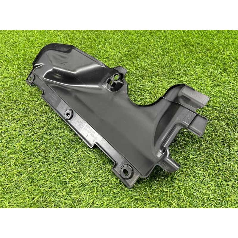Накладка торпедо нижня (салон) Subaru Forester SJ 66066SG010