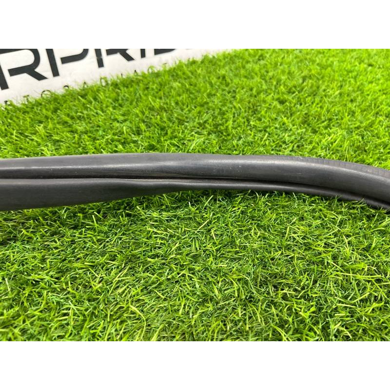 Уплотнитель проема двери (кузов и элементы) Mitsubishi Outlander GM4W 2022 2.50 5755A487