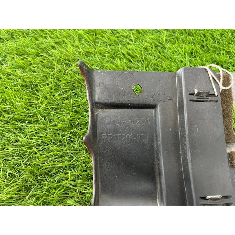 Декоративная крышка двигателя (двигатель и элементы) Nissan Maxima A34 2006 14041zk00a