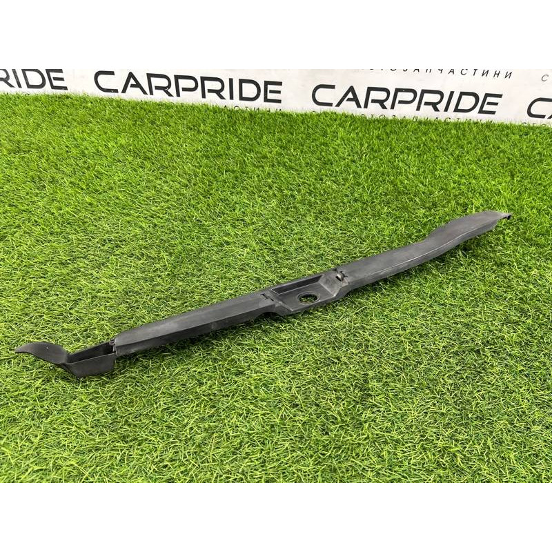 Уплотнитель крыла (кузов и элементы) Volkswagen Tiguan 5N 2011 1.4 CAVA 5N0821112