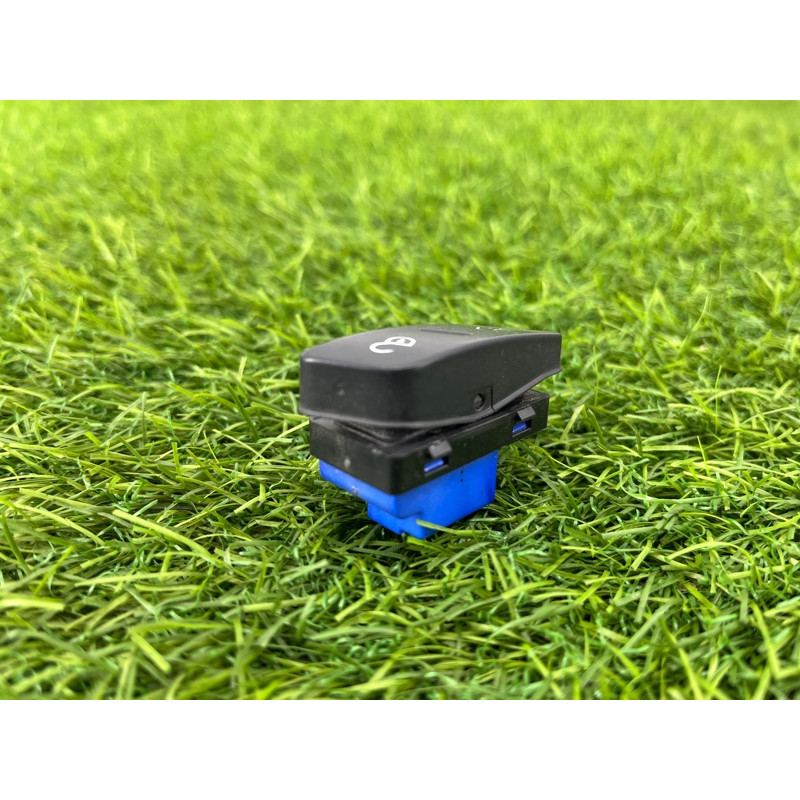 Кнопка блокировки центрального замка (электрика / кнопки) Volkswagen Tiguan 5N 2011 1.4 CAVA 1K0962125B