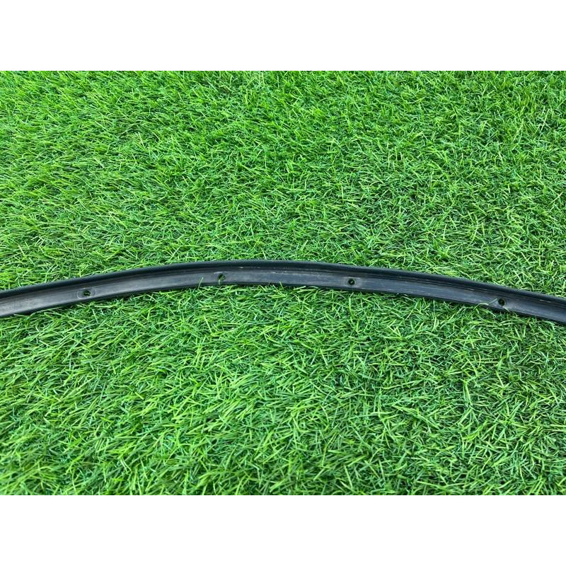 Уплотнитель (кузов и элементы) Renault Megane 3 2011 1,5 dCi (K9K837) 828310785R