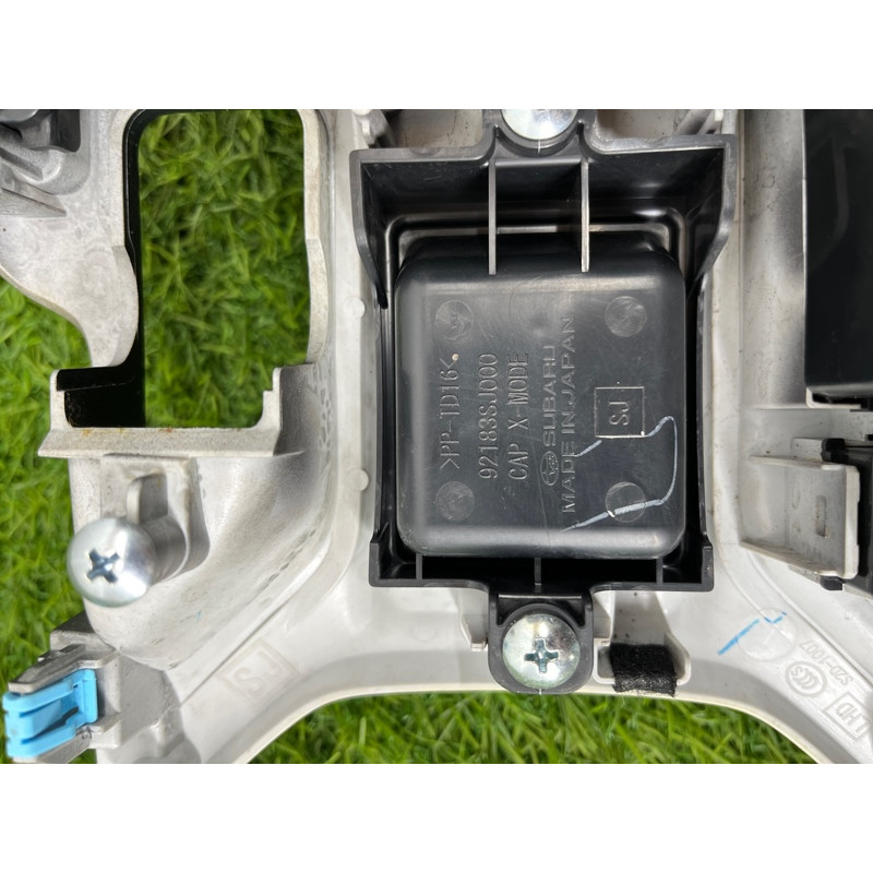Накладка центральной консоли (салон) Subaru Forester SK 2019 2.5 66155SJ000