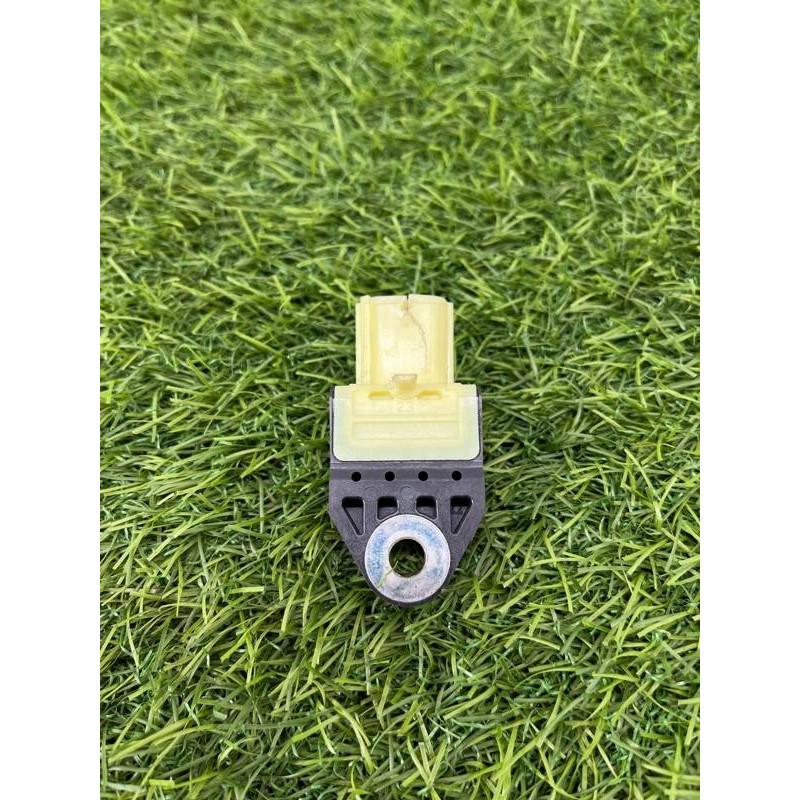 Датчик удара (электрика / датчики) Subaru Forester SJ 98235sg000