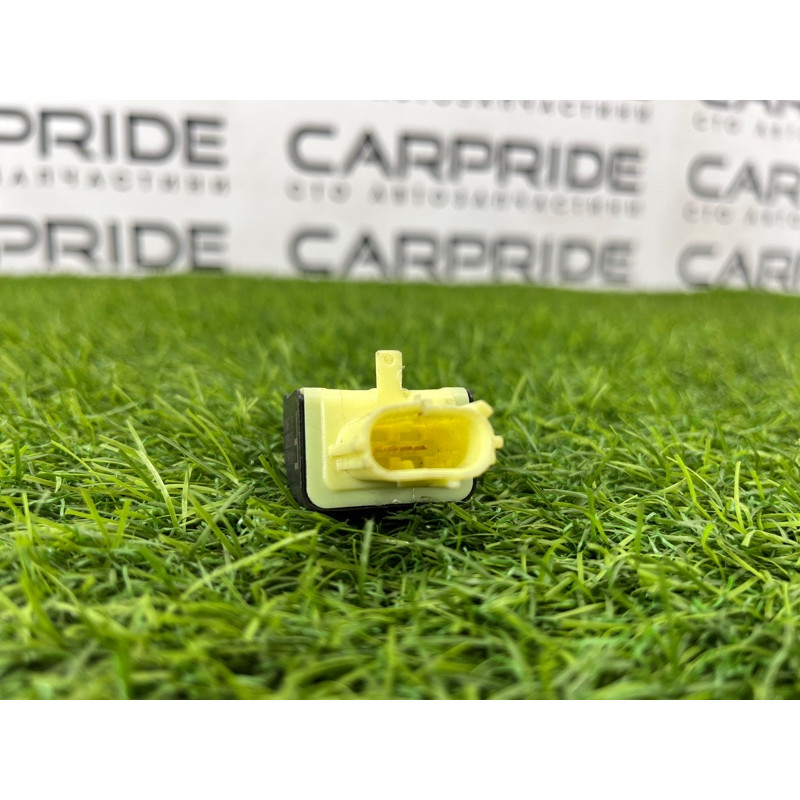 Датчик удара (электрика / датчики) Subaru Forester SJ 98235sg000