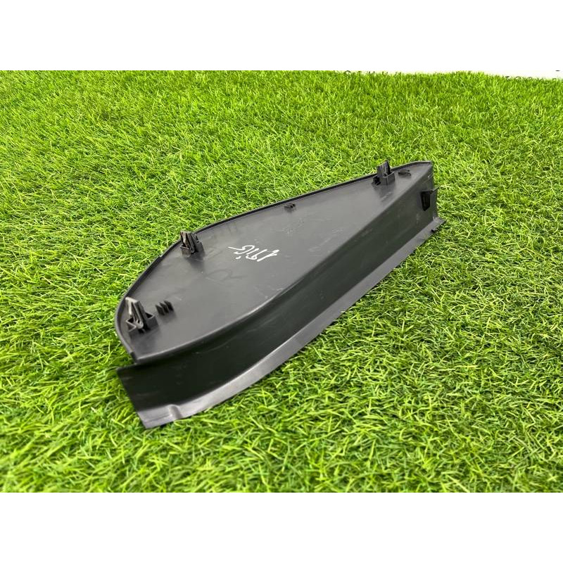 Накладка торпеды боковая (салон) Volkswagen Tiguan 5N 2011 1.4 CAVA 5N0858218B