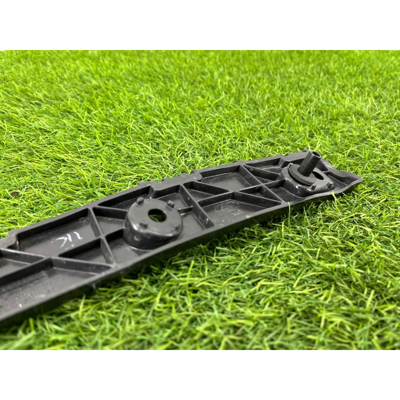 Крепление бампера (кузов и элементы) Ford Ecosport B515 2018 1.0L CN1Z17787A