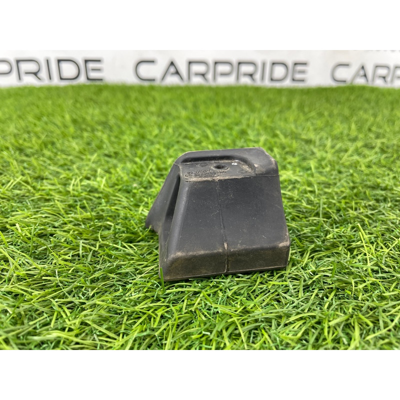 Отбойник крышки багажника (кузов и элементы) Ford Ecosport B515 2018 1.0L GN1Z6140452A