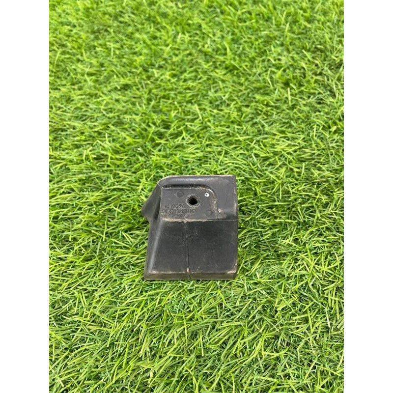 Отбойник крышки багажника (кузов и элементы) Ford Ecosport B515 2018 1.0L GN1Z6140452A