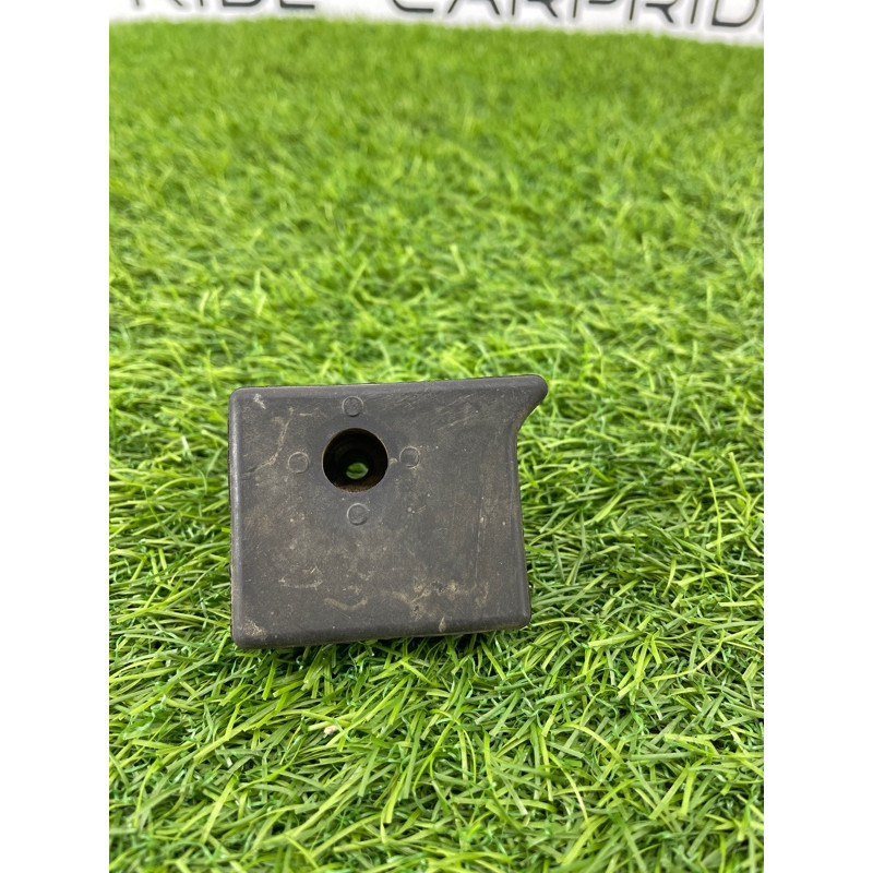 Отбойник крышки багажника (кузов и элементы) Ford Ecosport B515 2018 1.0L GN1Z6140452A