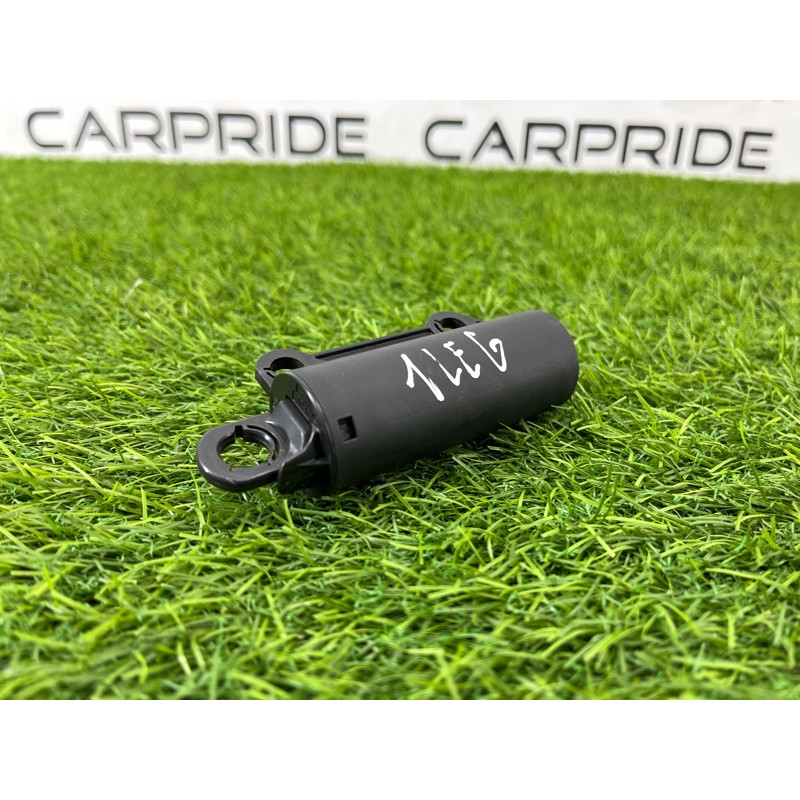 Амортизатор бардачка (салон) Subaru Legacy BN 2016 2.5 66253VA000