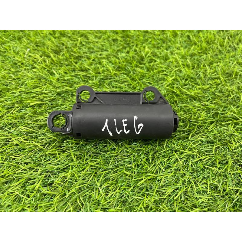 Амортизатор бардачка (салон) Subaru Legacy BN 2016 2.5 66253VA000