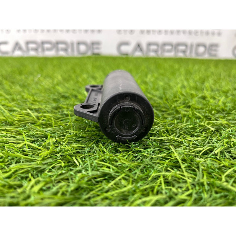 Амортизатор бардачка (салон) Subaru Legacy BN 2016 2.5 66253VA000