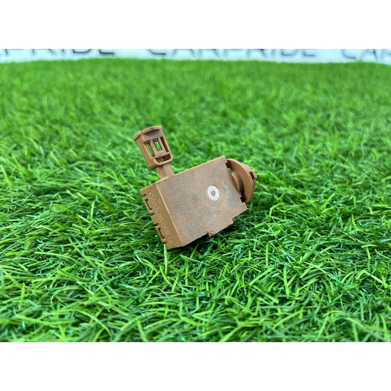 Датчик влажности воздуха (электрика / датчики) Audi Q7 4M 2015 3.0 CRE 4h0907658a