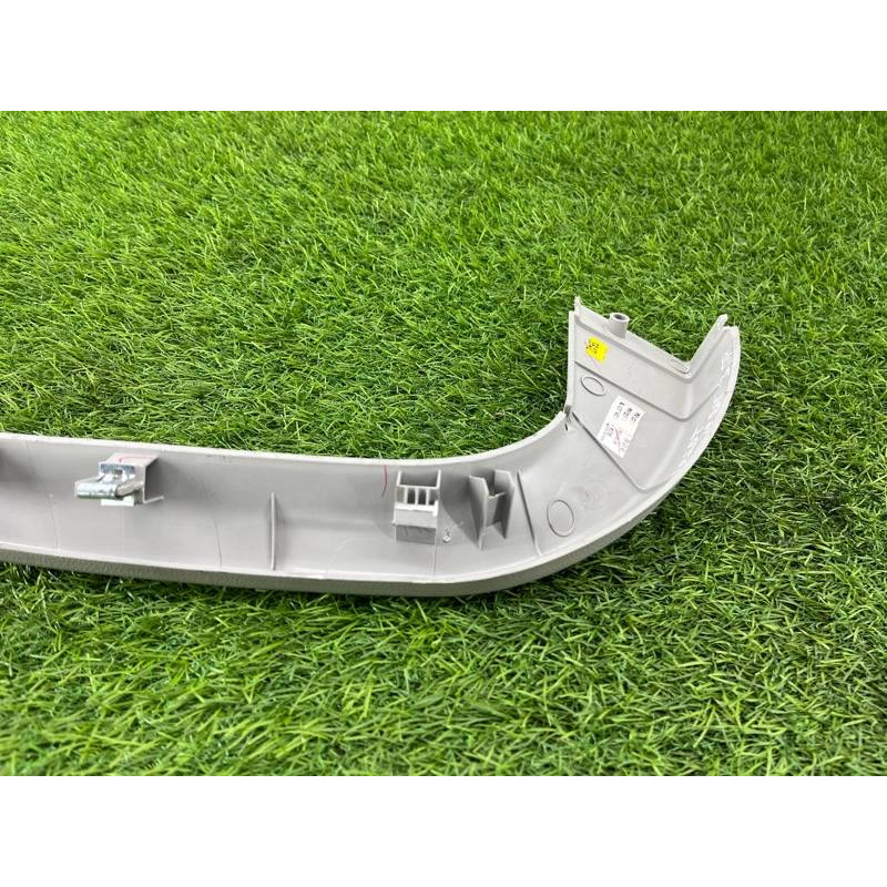 Обшивка крышки багажника (салон) Chevrolet Captiva C140 2011 2.2 D (z22d1) 20893842