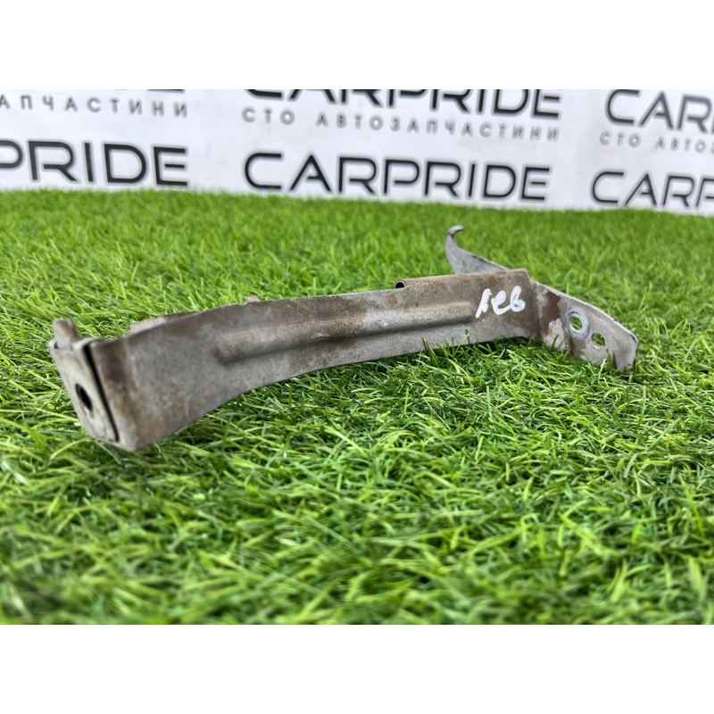 Кронштейн защиты двигателя (кронштейны двигателя) Mercedes-Benz E-class w212 2013 2.2 CDI A2045241340