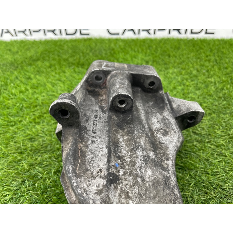 Кронштейн двигателя (кронштейны двигателя) Mercedes-Benz E-class w212 2013 2.2 CDI A6512230004