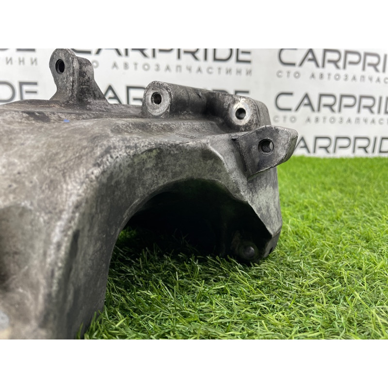 Кронштейн двигателя (кронштейны двигателя) Mercedes-Benz E-class w212 2013 2.2 CDI A6512230004