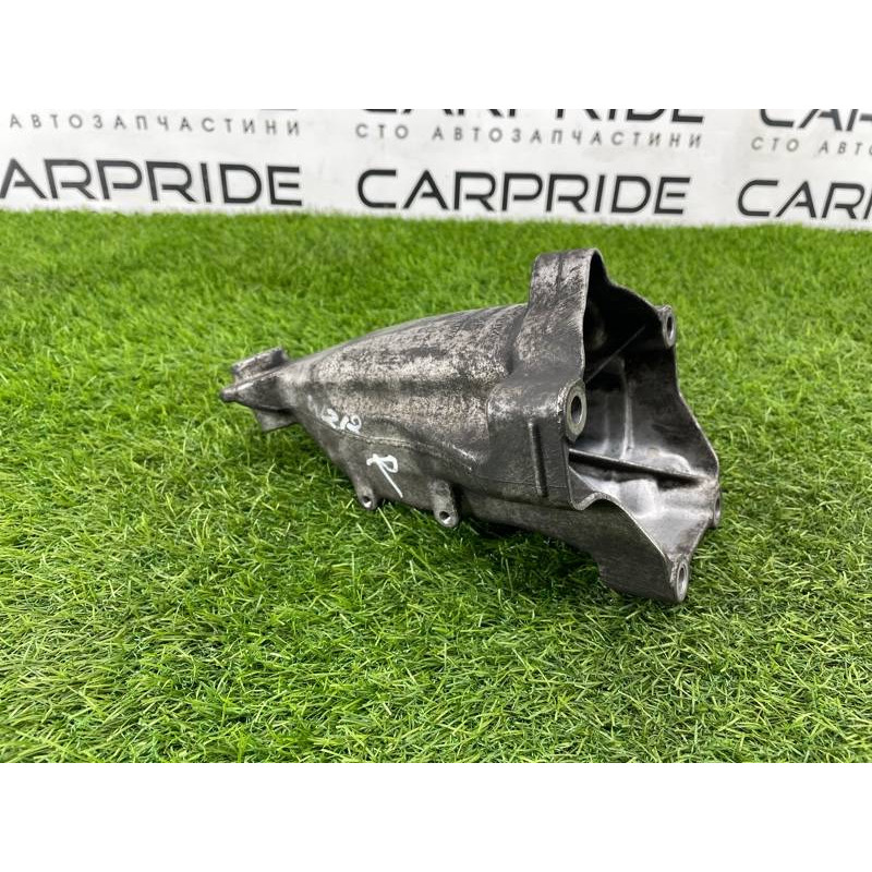 Кронштейн двигателя (кронштейны двигателя) Mercedes-Benz E-class w212 2013 2.2 CDI A6512233504