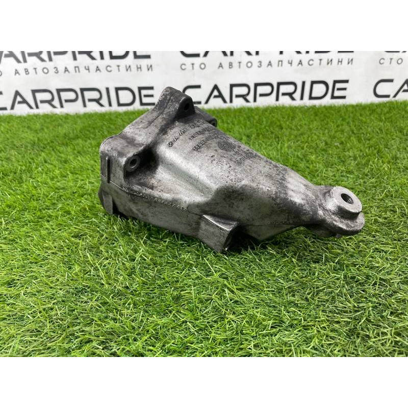 Кронштейн двигателя (кронштейны двигателя) Mercedes-Benz E-class w212 2013 2.2 CDI A6512233504