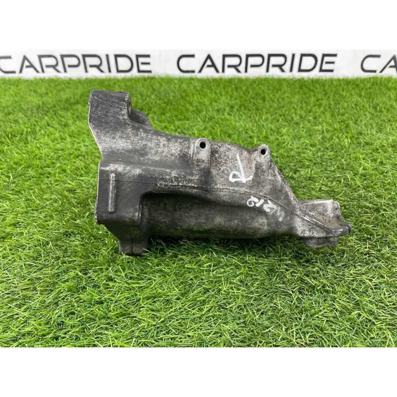 Кронштейн двигателя (кронштейны двигателя) Mercedes-Benz E-class w212 2013 2.2 CDI A6512233504