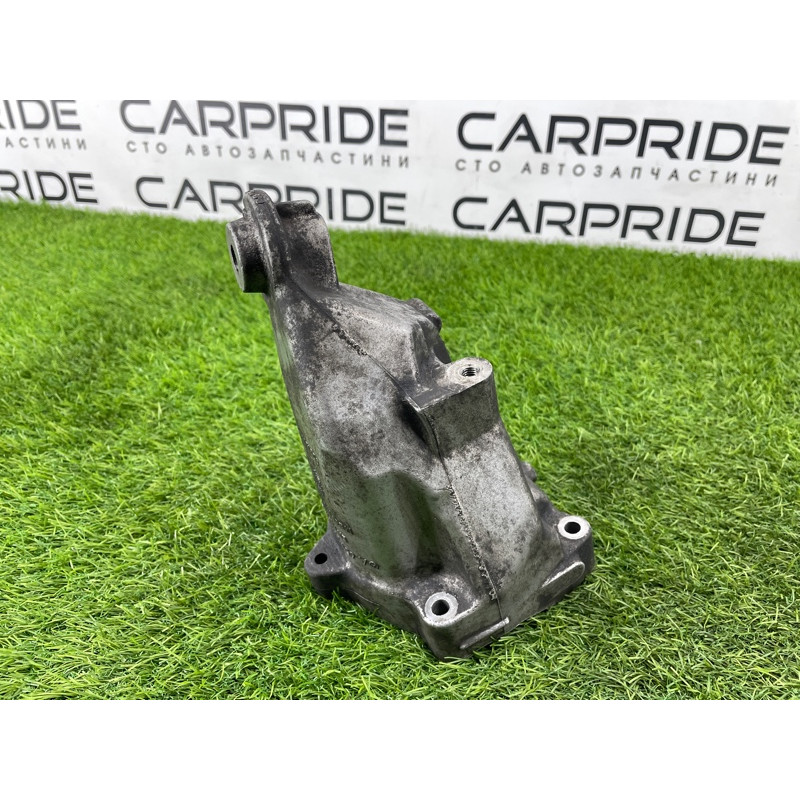 Кронштейн двигателя (кронштейны двигателя) Mercedes-Benz E-class w212 2013 2.2 CDI A6512233504