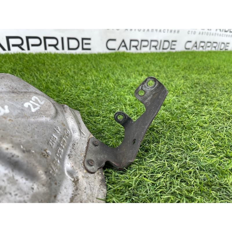 Термозащита (наружные элементы кузова) Mercedes-Benz E-class w212 2013 2.2 CDI A6511501675