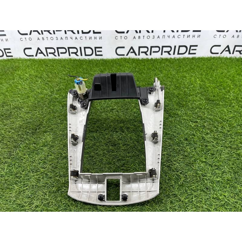 Накладка центральной консоли (салон) Chevrolet Captiva C140 2011 2.2 D (z22d1) 42364407