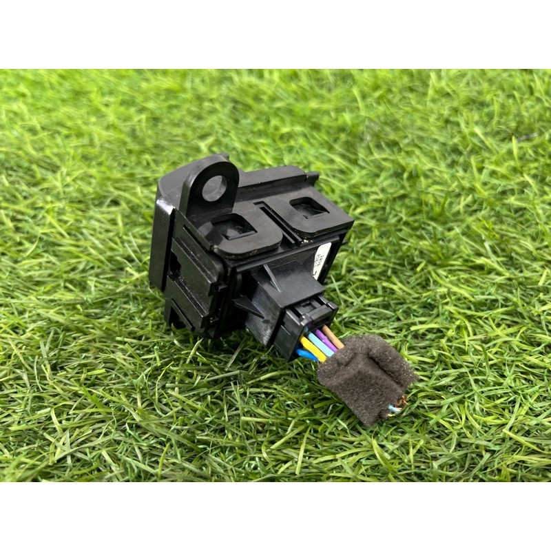 Кнопка стояночного тормоза (электрика / кнопки) Chevrolet Captiva C140 2011 2.2 D (z22d1) 20787804