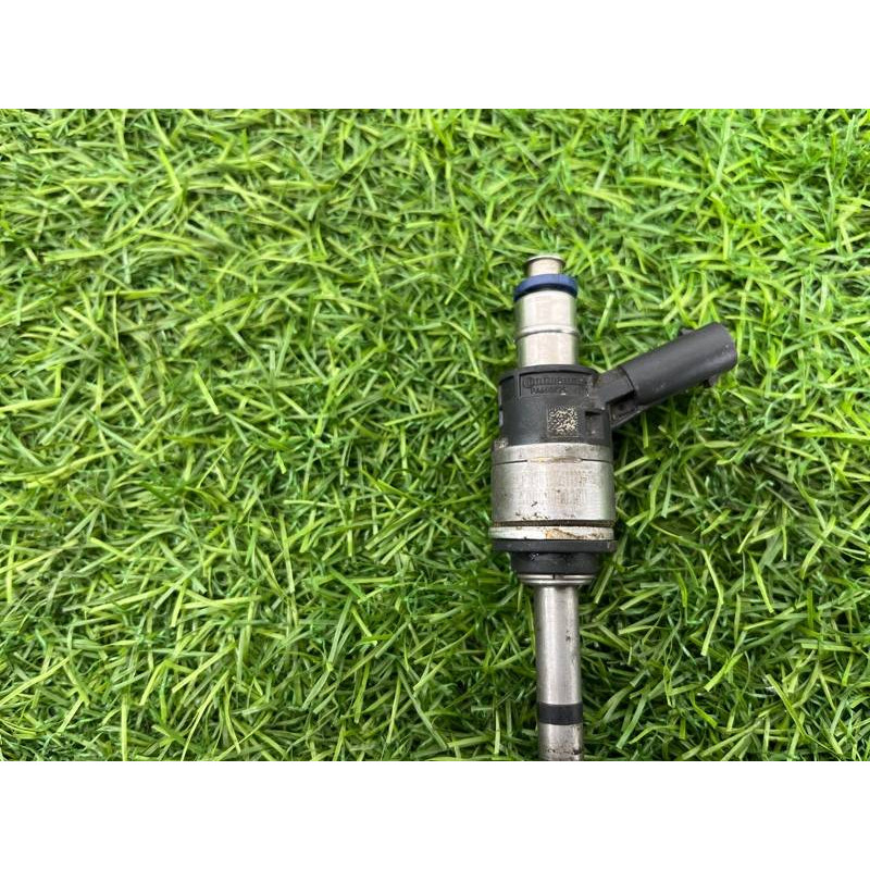 Форсунка топливная (топливная система) Audi Q7 4M 2015 3.0 CRE 06C906036D