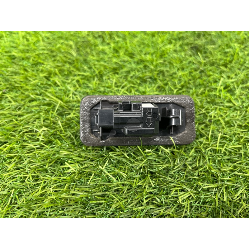 Плафон подсветки номера (оптика) Subaru Forester S14 84301SJ000