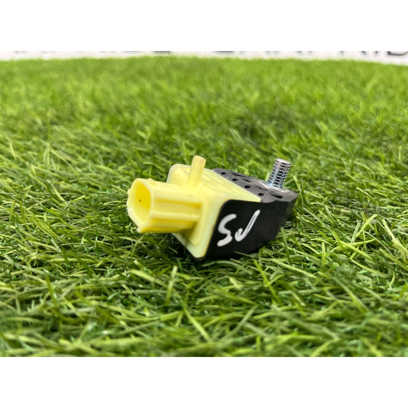 Датчик удара (электрика / датчики) Subaru Forester SJ 98235SG010