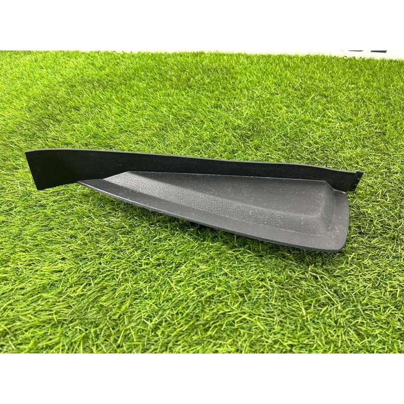 Накладка торпеды боковая (салон) Ford Ecosport B515 2018 1.0L GN1Z58044C61AA