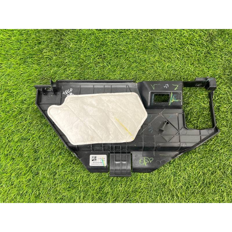 Накладка торпедо нижняя (салон) Ford Ecosport B515 2018 1.0L GN15A044C98BA