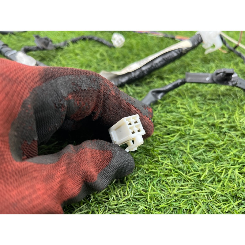 Проводка крышки багажника (электрика) Subaru Forester SK 2019 2.5 81817SJ700