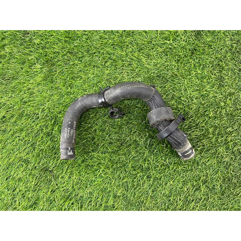 Патрубок (система охлаждения) Ford Ecosport B515 2018 1.0L GN1Z8A567A